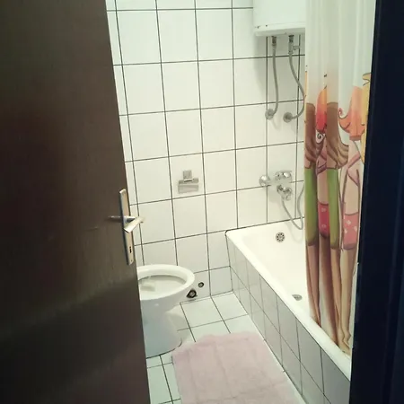 Apartment Milas - Soba 02 Tkon