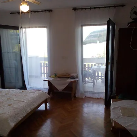 Milas - Soba 02 Apartman Tkon